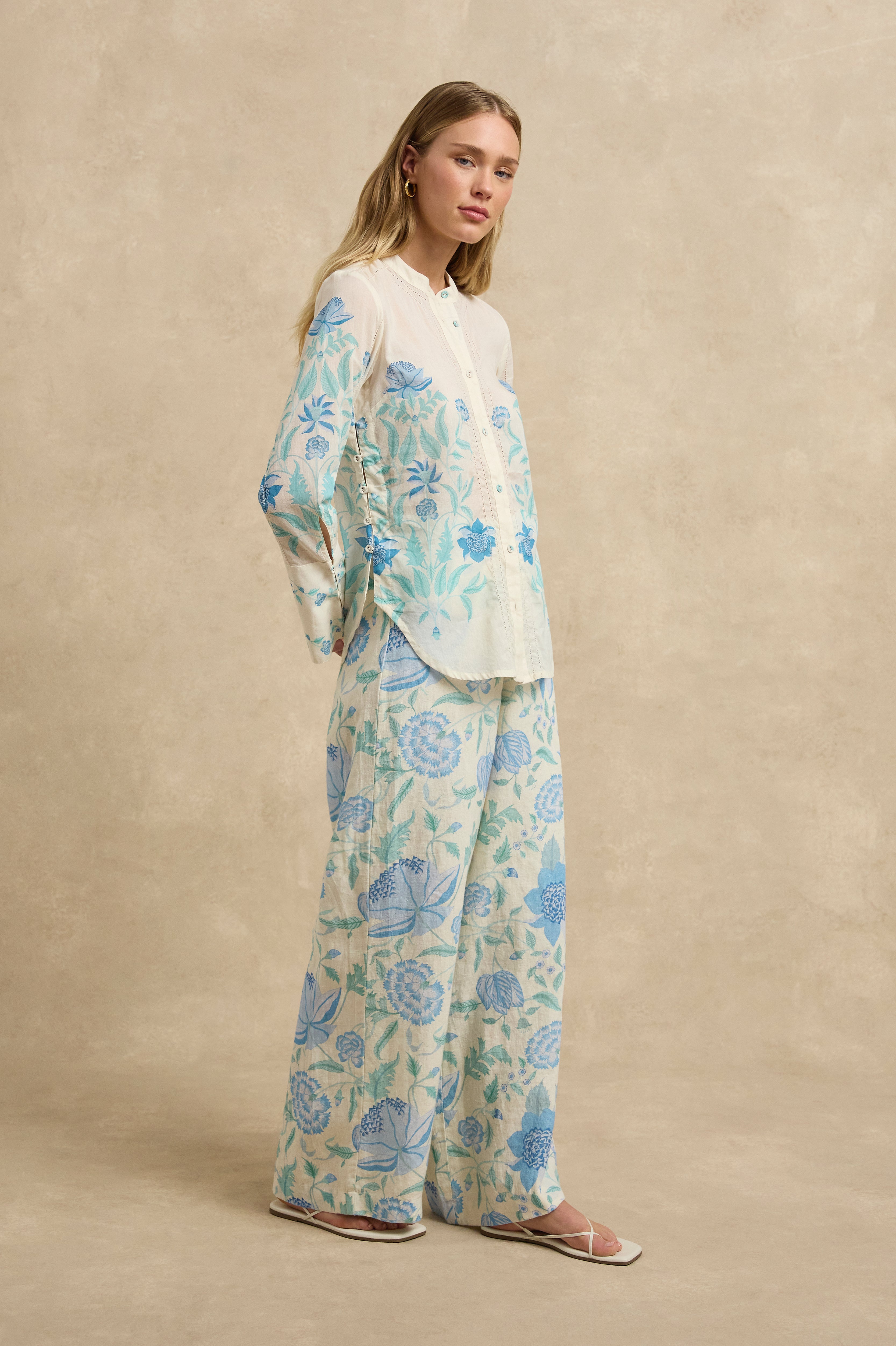 Chelsea Shirt - Shellflower Ivory