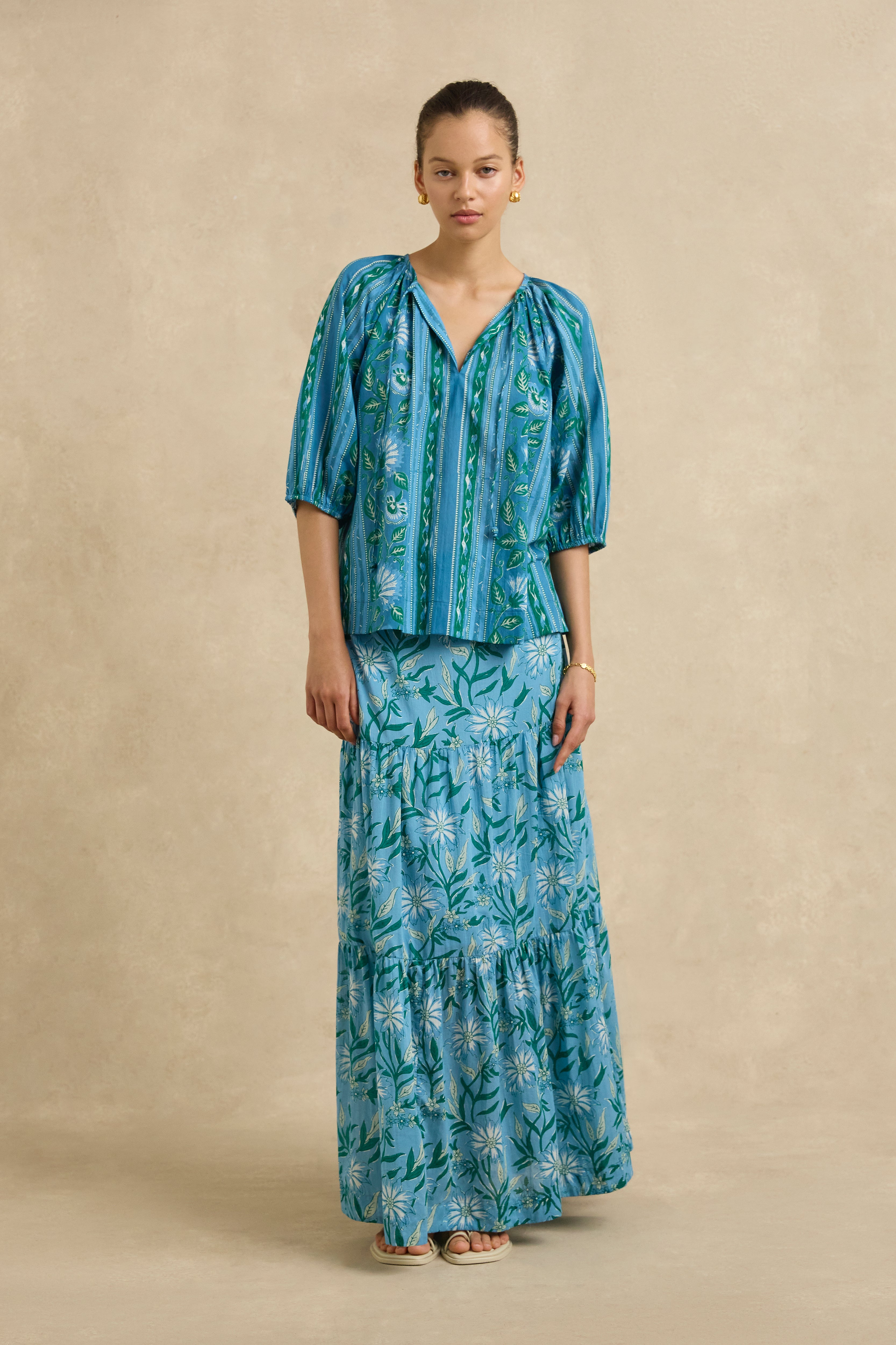 Ria Top - Spring Daisy Blue