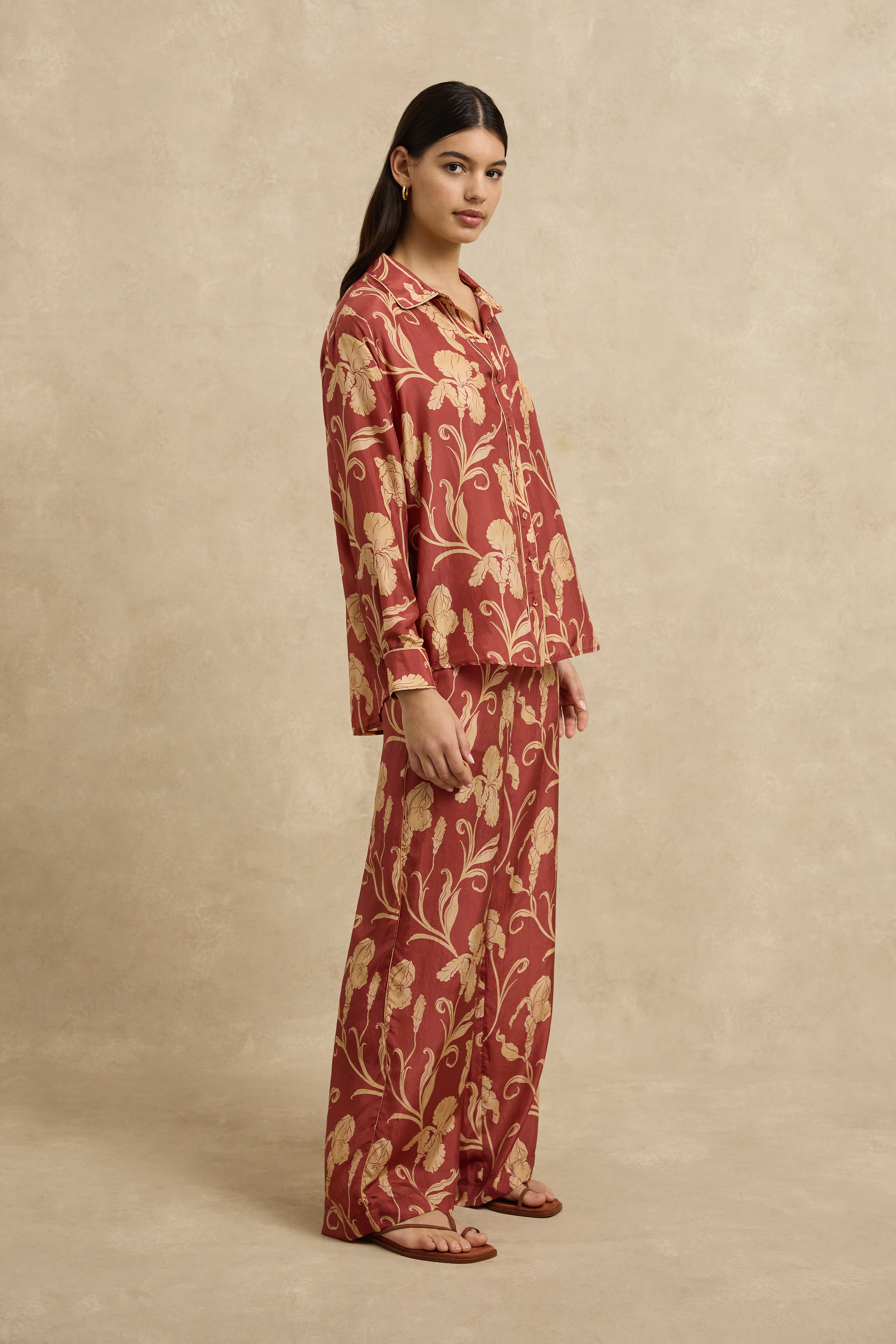 Azra Pant - Iris Amber